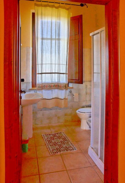 Su Massaiu Villa Turri Bilik gambar